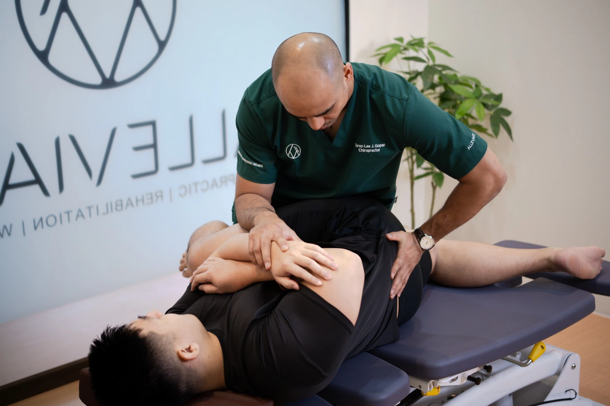 Sports chiropractic treatment at Alleviate